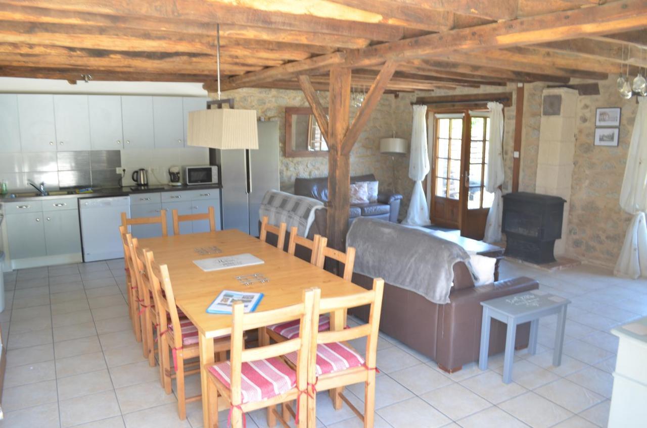 The Railway Cottage - Characterful And Comfortable Holiday Cottage Piégut-Pluviers Zewnętrze zdjęcie
