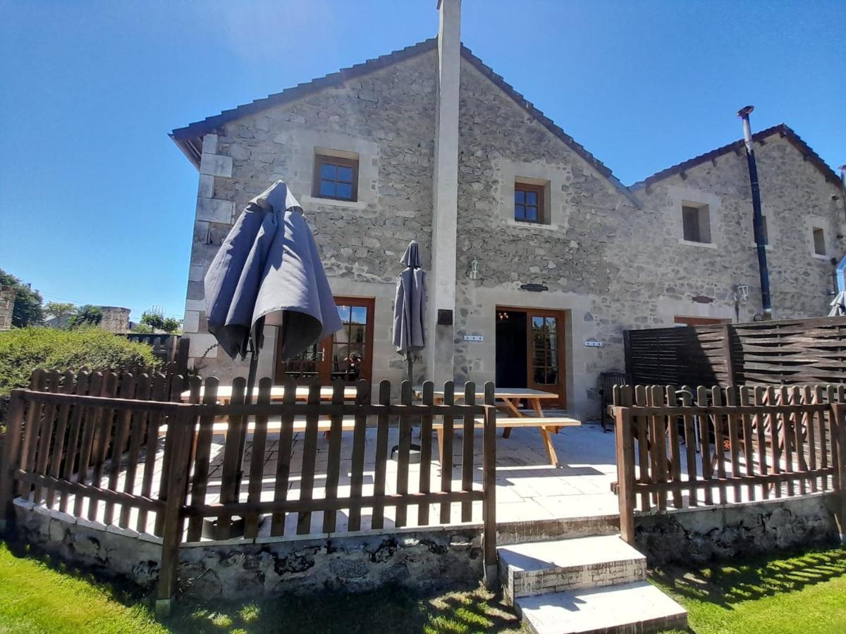 The Railway Cottage - Characterful And Comfortable Holiday Cottage Piégut-Pluviers Zewnętrze zdjęcie